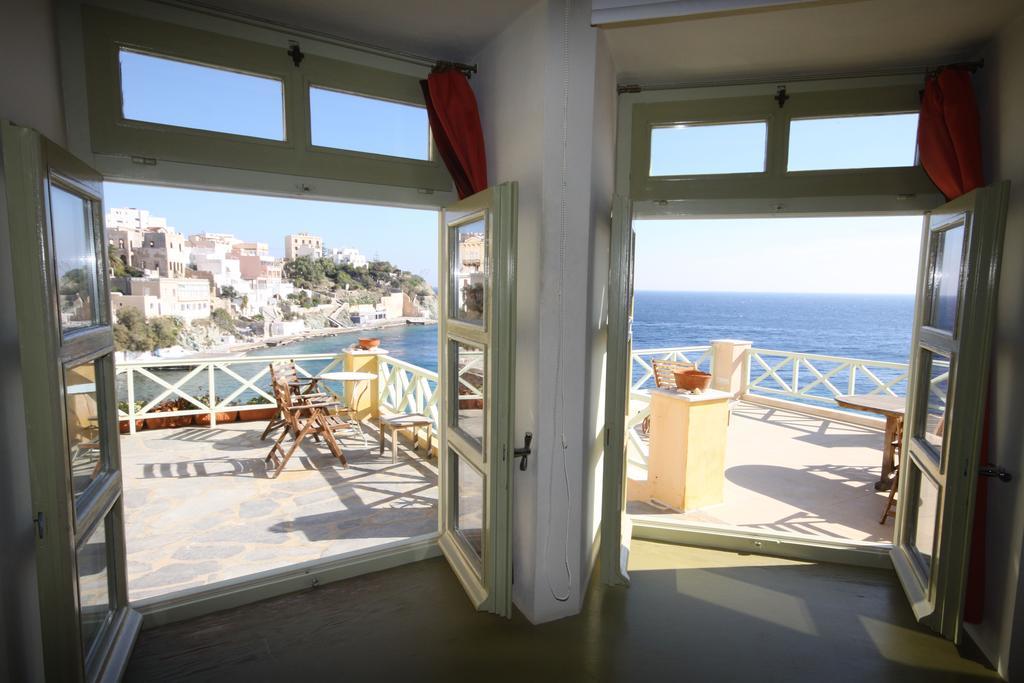 Apollonos Seafront Apartment Ermoupoli Eksteriør billede